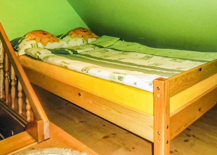 Dom wakacyjny Lovely In With Wifi